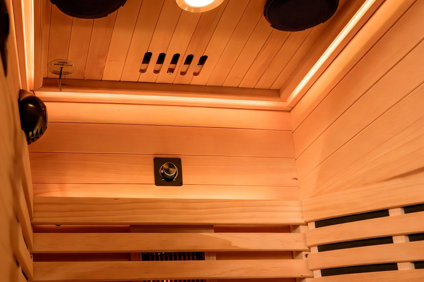 Valencia Aura™ 1-Person Full Spectrum Infrared Sauna | Low-EMF Hemlock