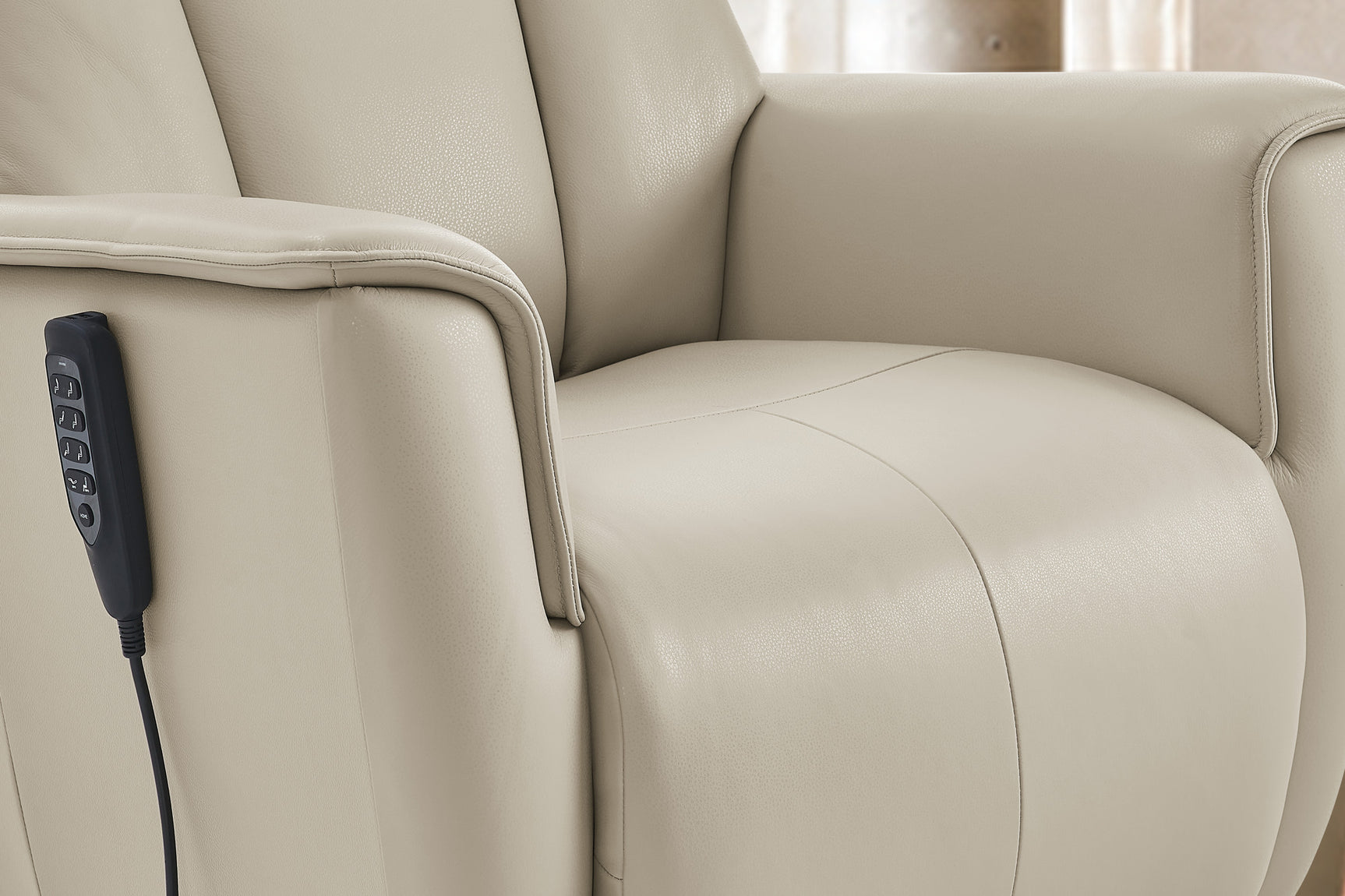 Valencia Lysand Leather Swivel Recliner Chair