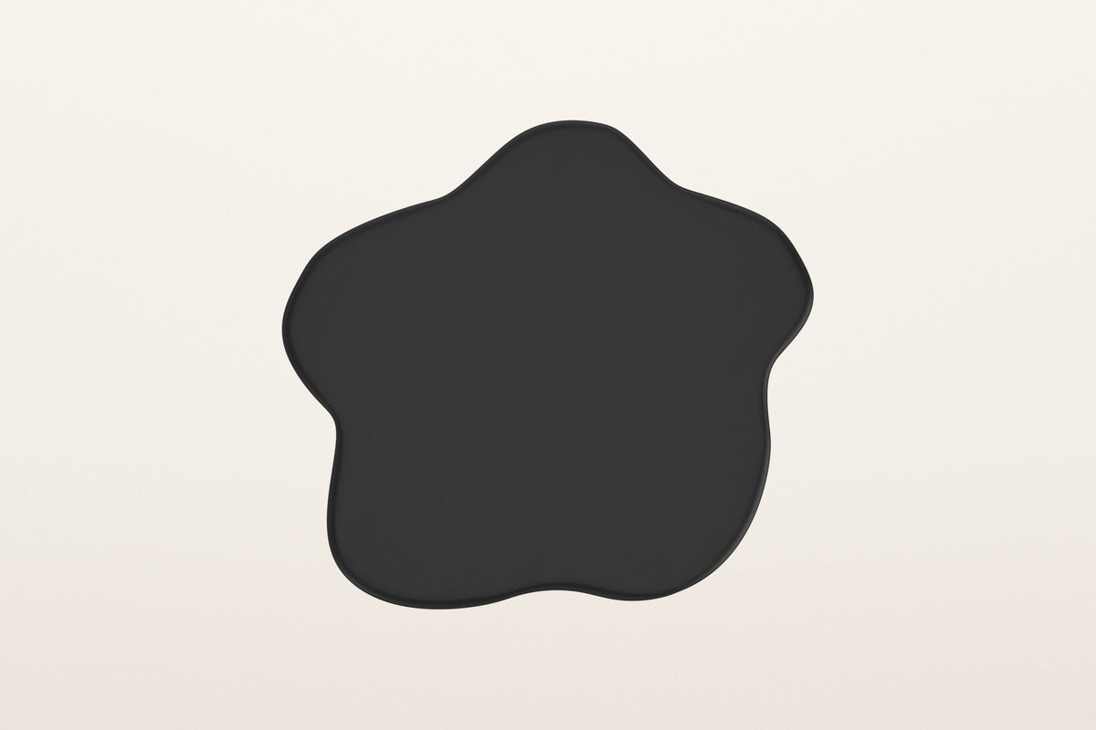 The small Exilles top in black seen from above: a soft, irregular cloud outline