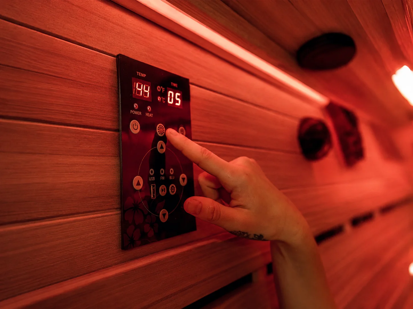 Valencia Aura™ 2-Person Full Spectrum Low-EMF Infrared Sauna | Black Exterior | Canadian Red Cedar