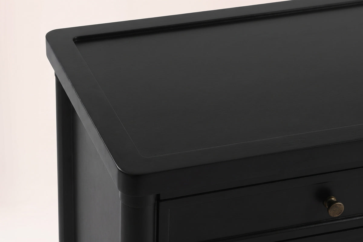 Close-up of the Pescara top corner in Black: the raised rim and rounded corner of the tray top