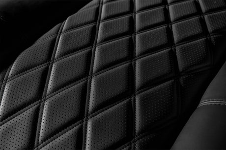 Close-up of Valencia Tuscany semi-aniline leather grain texture