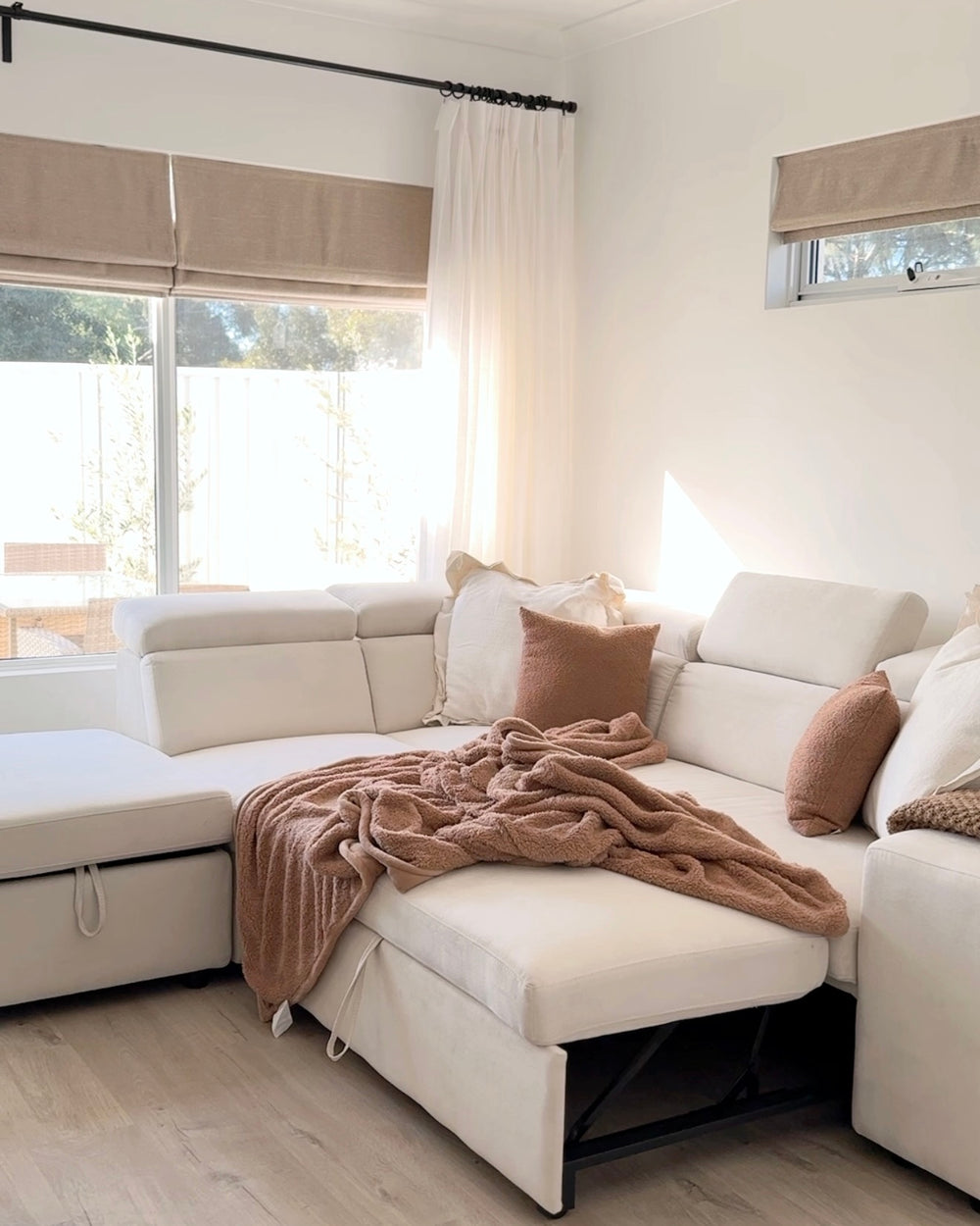 Finn Fabric Sectional Sofa Bed
