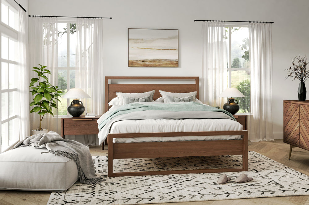 Valencia Leah Natural Teak Wood King Bed, Natural Color