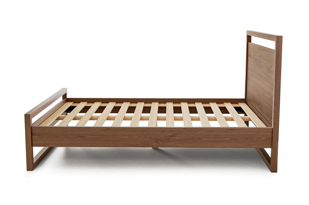 Valencia Leah Natural Teak Wood King Bed, Natural Color