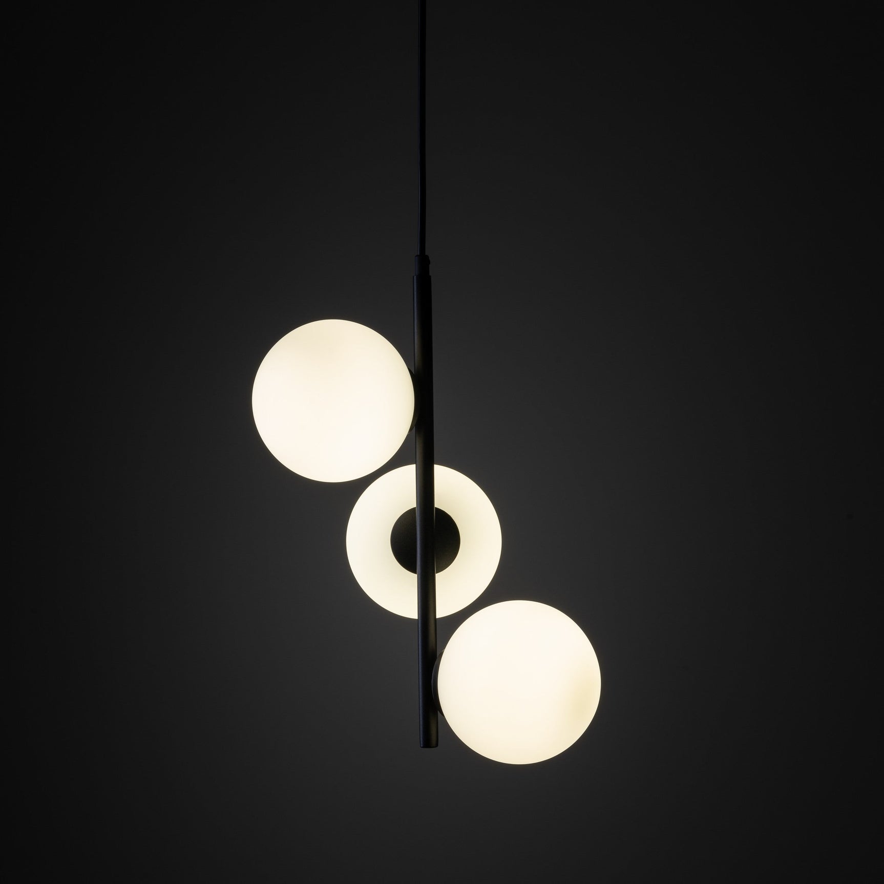 ESTERA Black Scandinavian Pendant Light 3