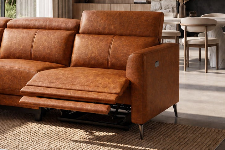 Andria sectional detail