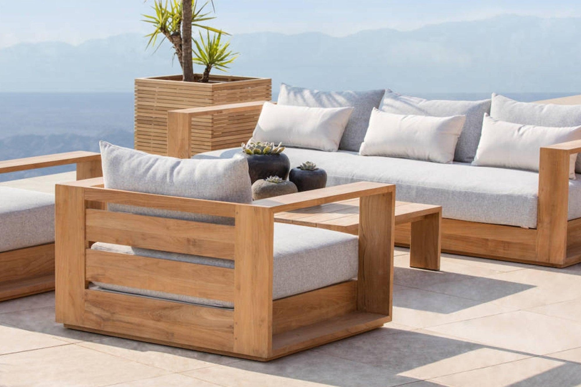 Valencia Ewan Teak Wood Outdoor Coffee Table, Natural