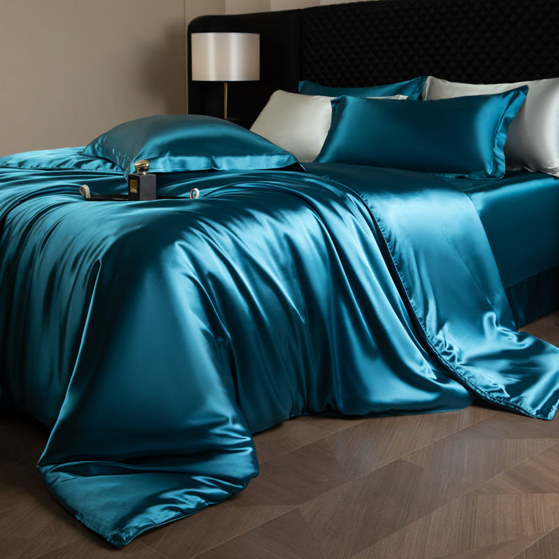 Lustre Luxe Elegant Duvet Set - Paris Blue
