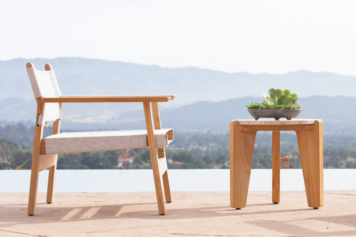 Valencia Thaddeus Teak Wood Round Side Table, Natural