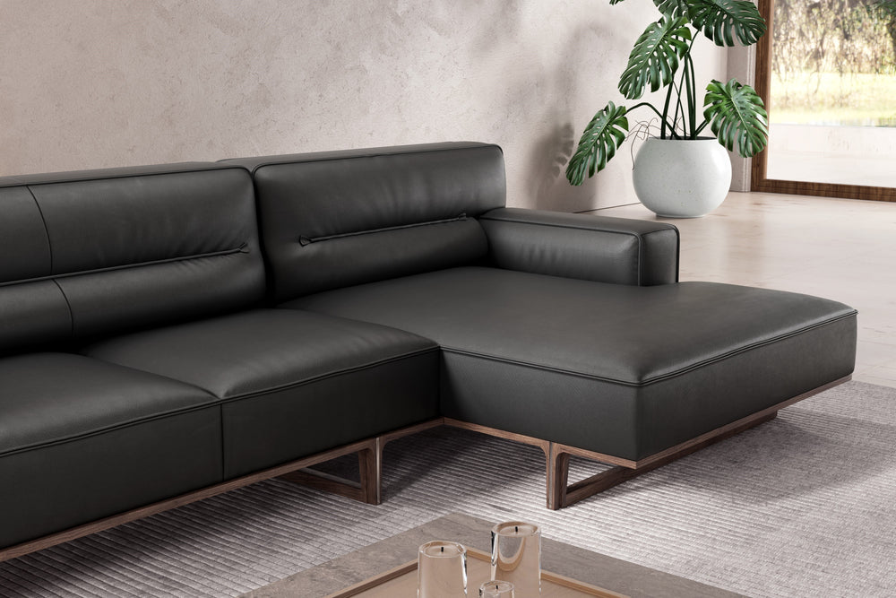 Valencia Varna Leather Three Seats with Right Chaise Sectional Sofa, Black