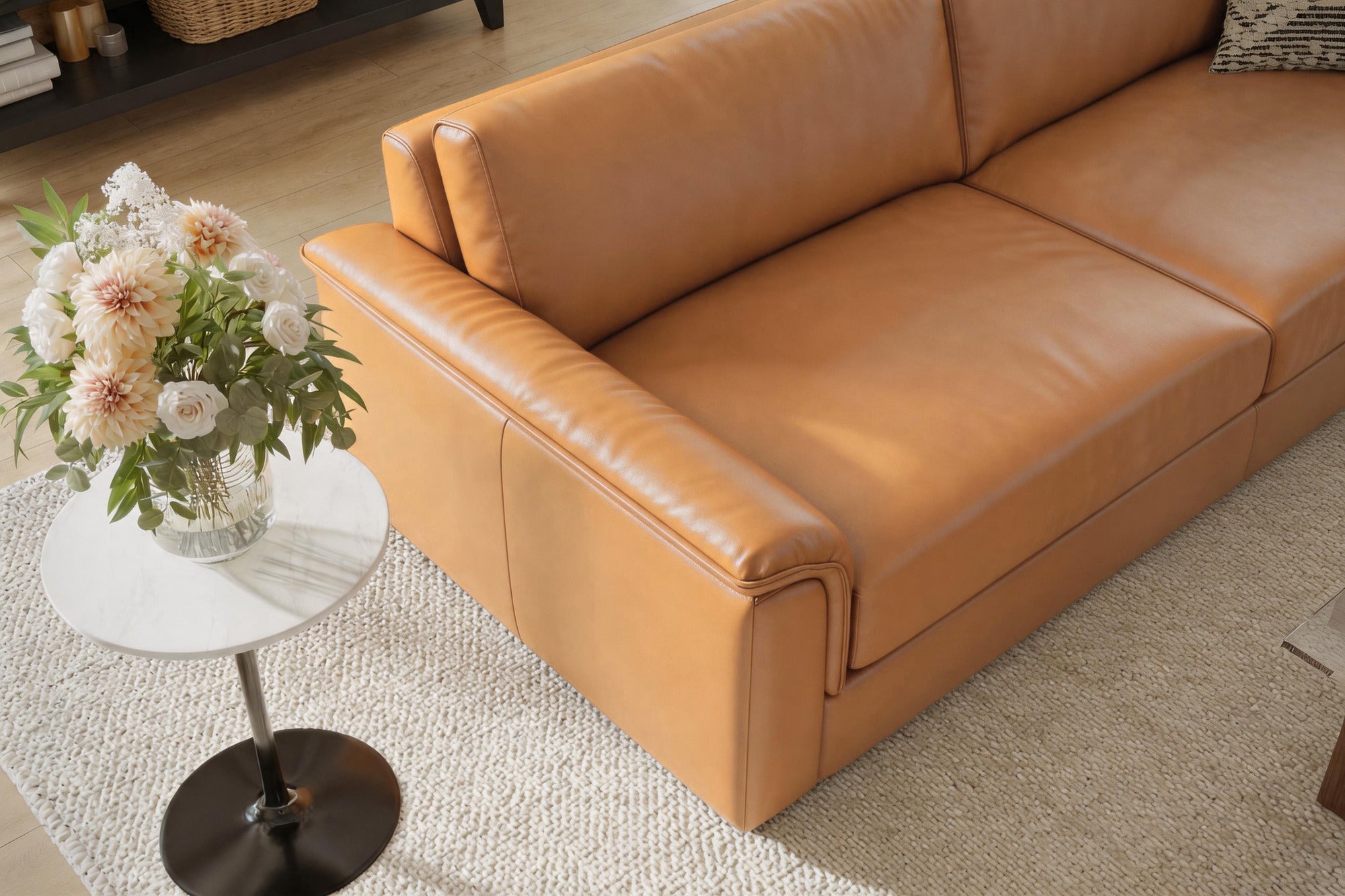 Valencia Zaira Leather Sofa in Canada | Aniline and French-Seam Detail
