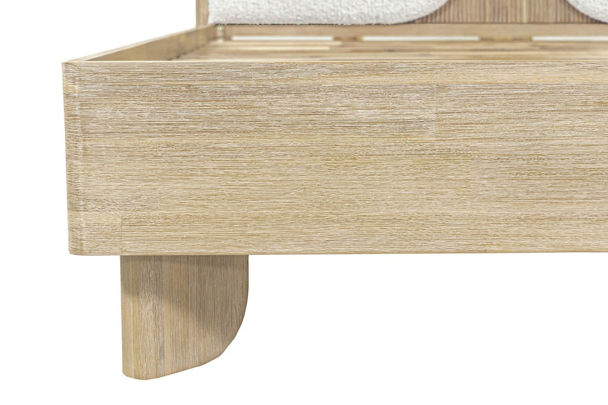 Close-up of a Bienno rail corner in Sand Wash acacia and a flat paddle foot with a rounded sweep