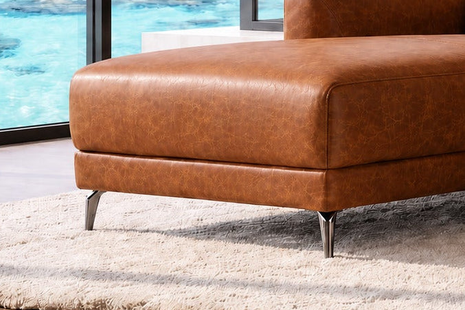 Andria sectional detail