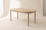 Ilaria extendable oval dining table in Natural
