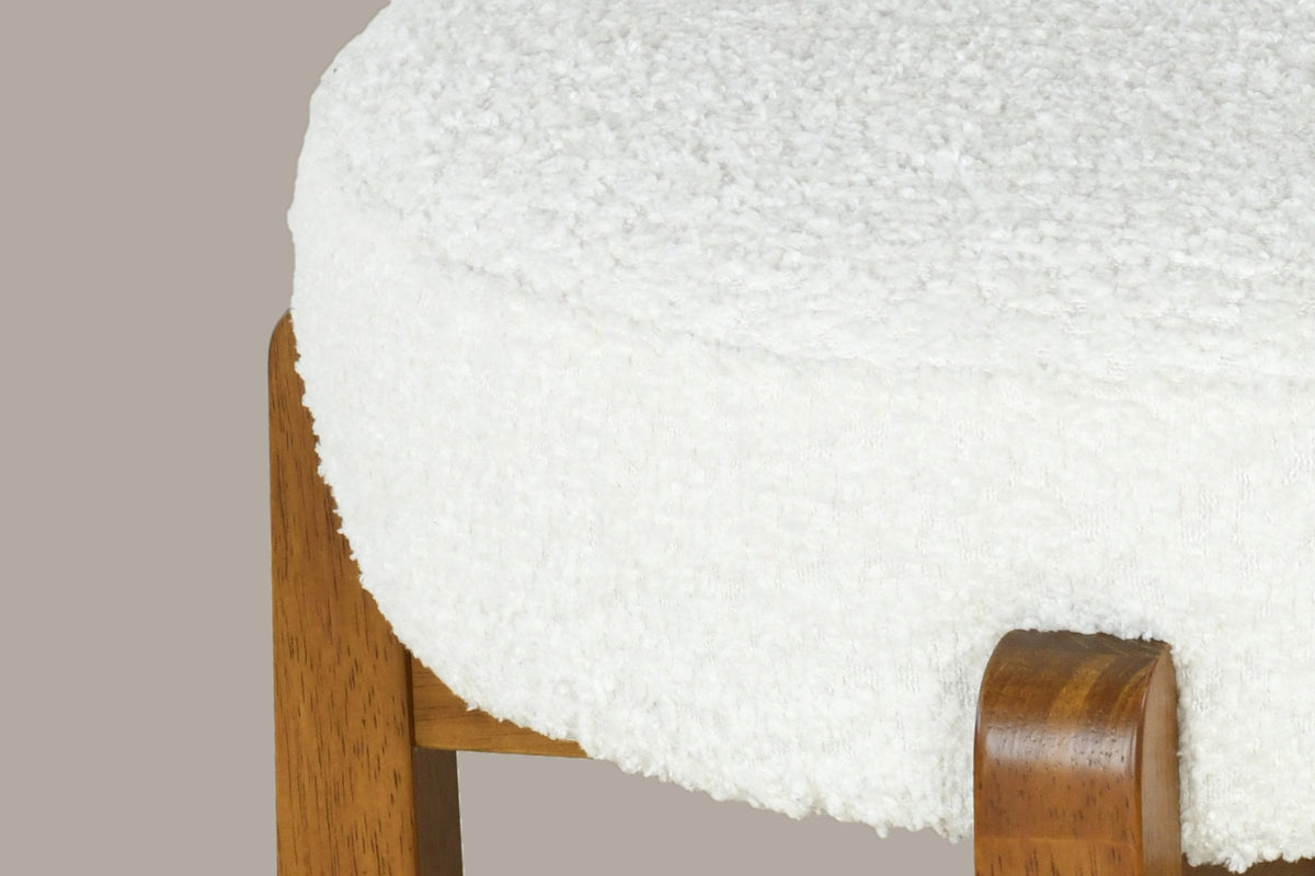 Close-up of the White looped seat pad on the Otricoli stool