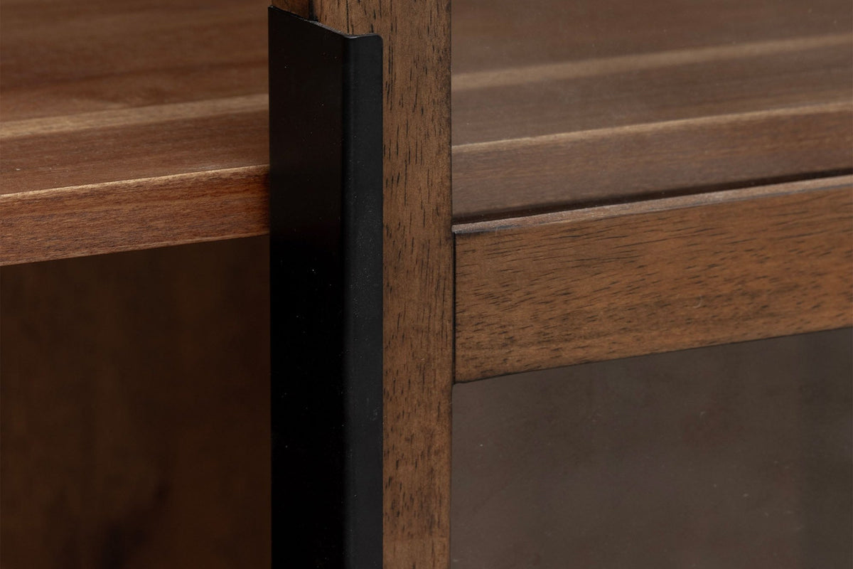 Prescott brown cabinet close-up of the slim black door pull