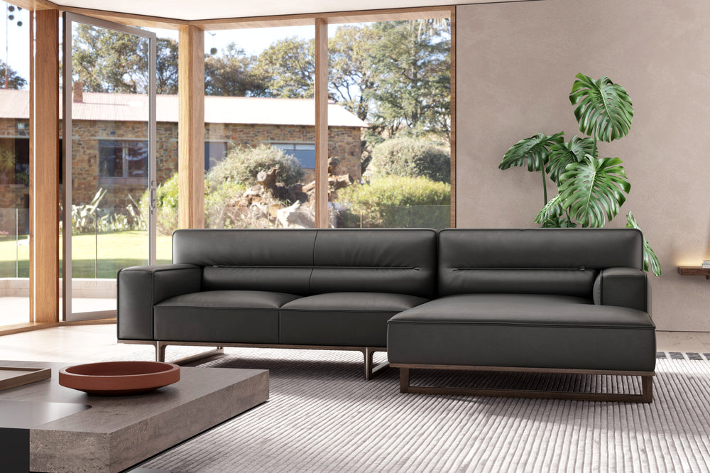 Valencia Varna Leather Three Seats with Right Chaise Sectional Sofa, Black Color